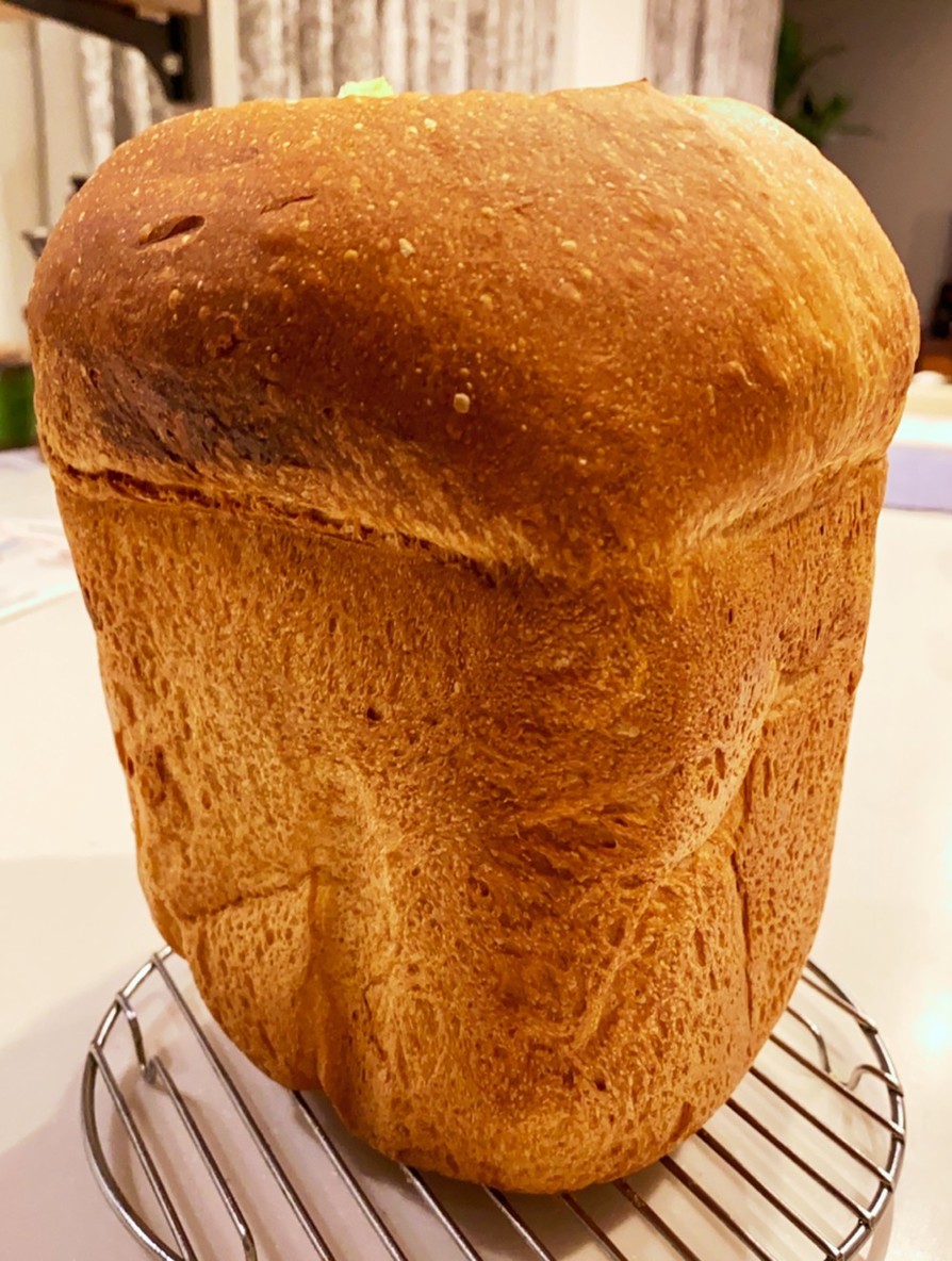 HB国産強力粉モチフワ食パン2パターンの画像