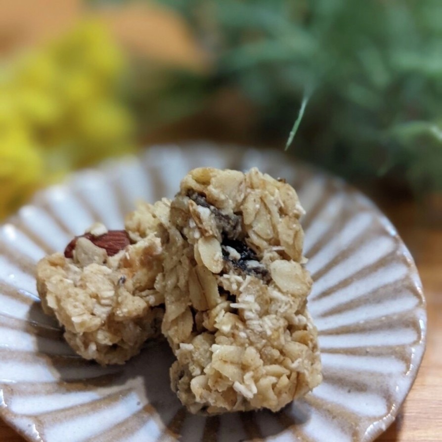 ピーナッツバター・ココナッツ・レーズングラノーラバーのレシピ