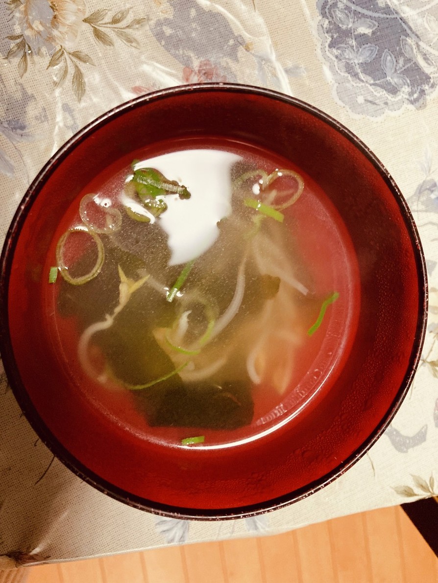 もやしとわかめの中華スープの画像