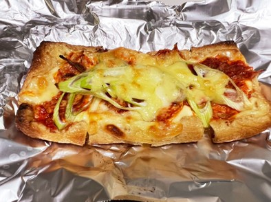 油揚げのおつまみキムチpizzaの写真