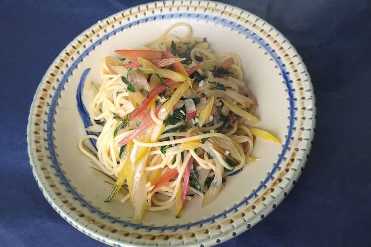 スイスチャードのオイルパスタ レシピ 作り方 By 糸満市農業青年クラブ クックパッド 簡単おいしいみんなのレシピが374万品