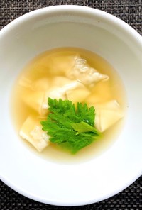 セロリワンタン帆立スープ