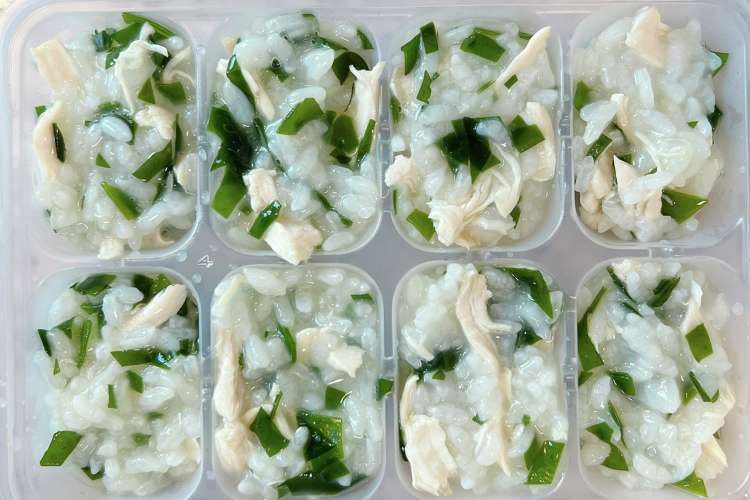 鶏ささみとワカメの雑炊 離乳食後期 レシピ 作り方 By きょんちex クックパッド 簡単おいしいみんなのレシピが373万品