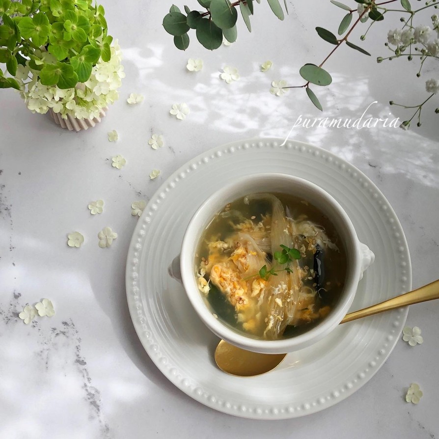 三陸産塩蔵わかめとフカヒレの贅沢スープの画像