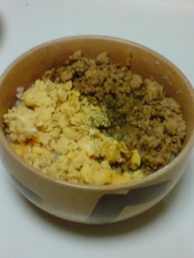 鶏のそぼろ丼
