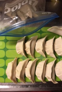手作り餃子の冷凍方法