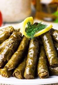 トルコ料理•葡萄の葉のハーブライス包み