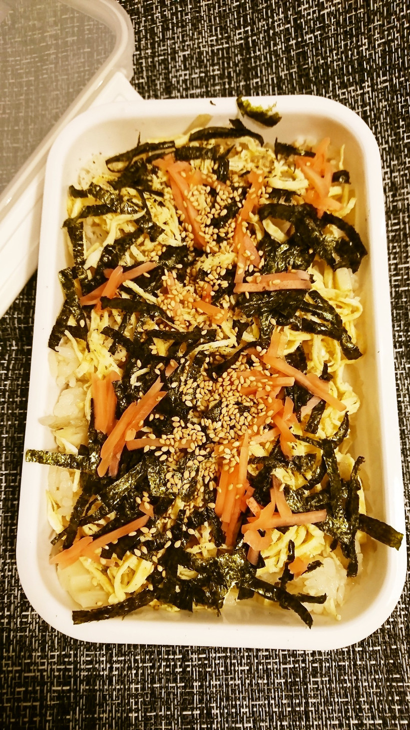 タケノコとごぼうの混ぜご飯の画像