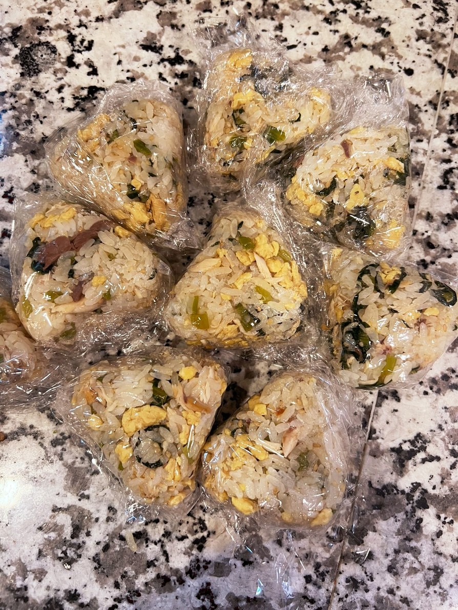 焼き鯖と小松菜と卵の混ぜご飯の画像