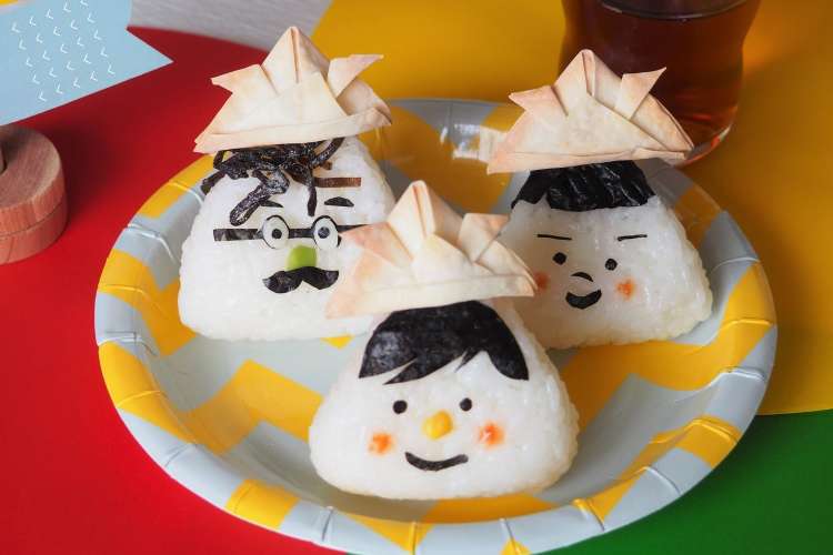 こどもの日に 兜をかぶったおにぎり レシピ 作り方 By おりょうりえほん クックパッド 簡単おいしいみんなのレシピが370万品