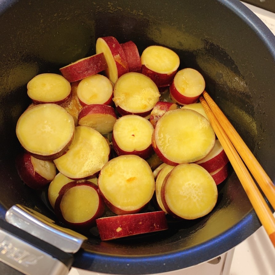 さつまいものリンゴジュース煮の画像