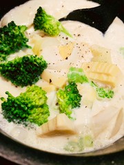 筍と菊芋の豆乳スープの写真