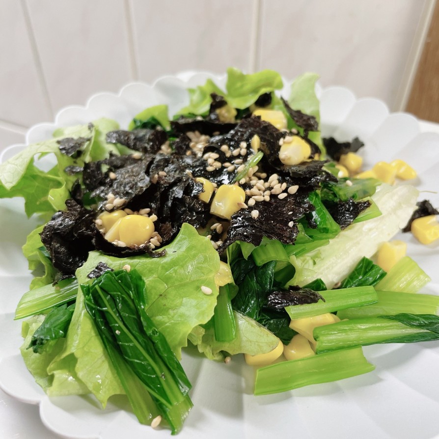小松菜とレタスのサラダ♡海苔とコーン入りの画像