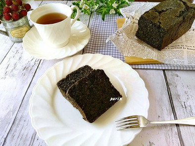 黒ごまのオートミールケーキの写真