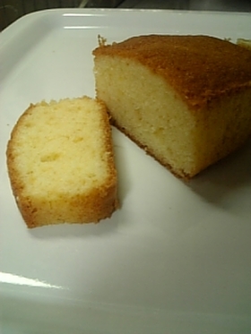 しっとりバターケーキ