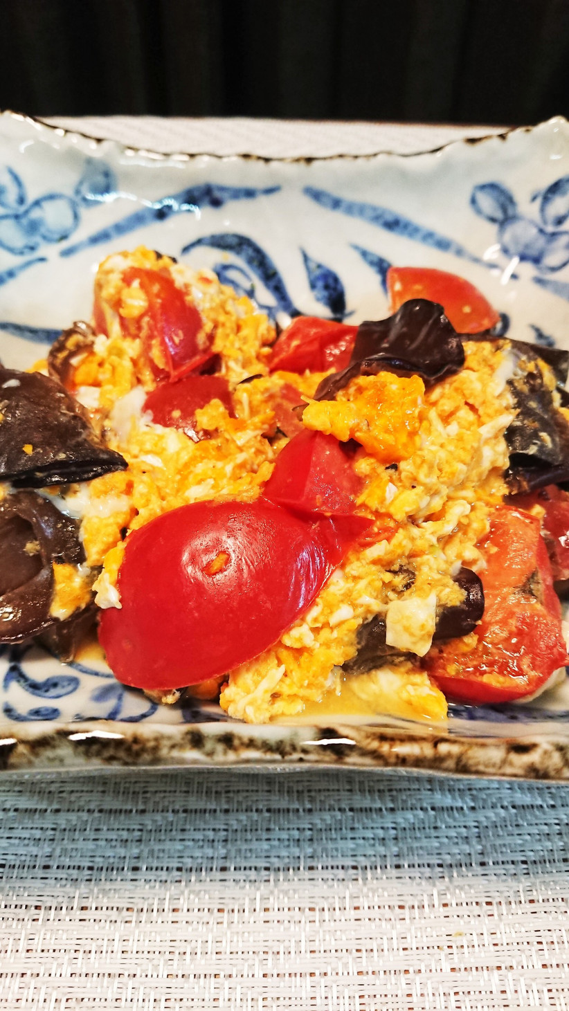 トマトとキクラゲ、卵の中華炒めの画像