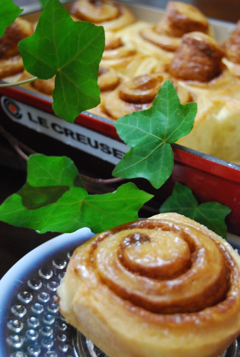 スロークッカーシナモンロールキャセロールのレシピ