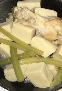 手羽元と蕗と高野豆腐の煮物