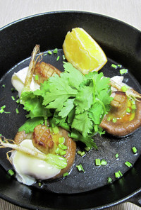 椎茸とパクチーのカマンベール焼き