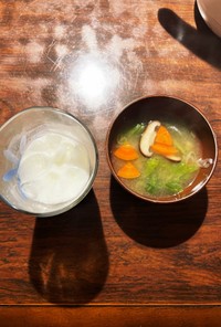 しじみと野菜の味噌汁