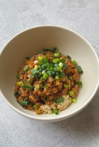 大豆ミートと椎茸の花椒肉味噌丼