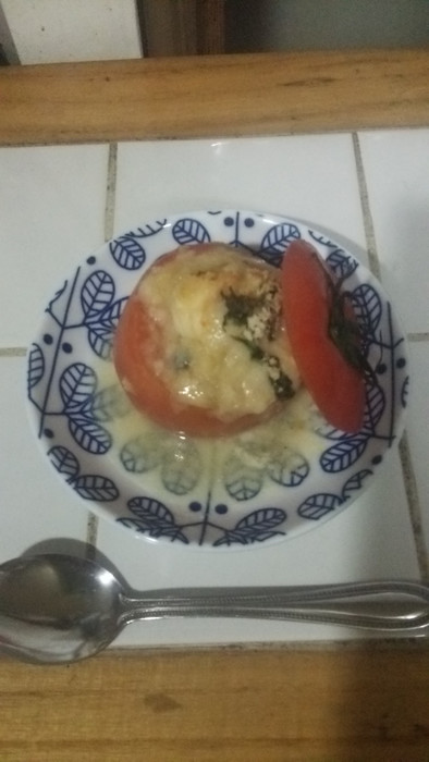 丸ごとトマトの豆乳グラタンの写真