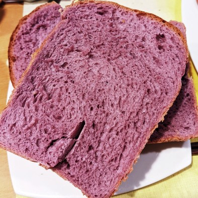 【自分用】紫芋パウダーの食パン（HB）の写真
