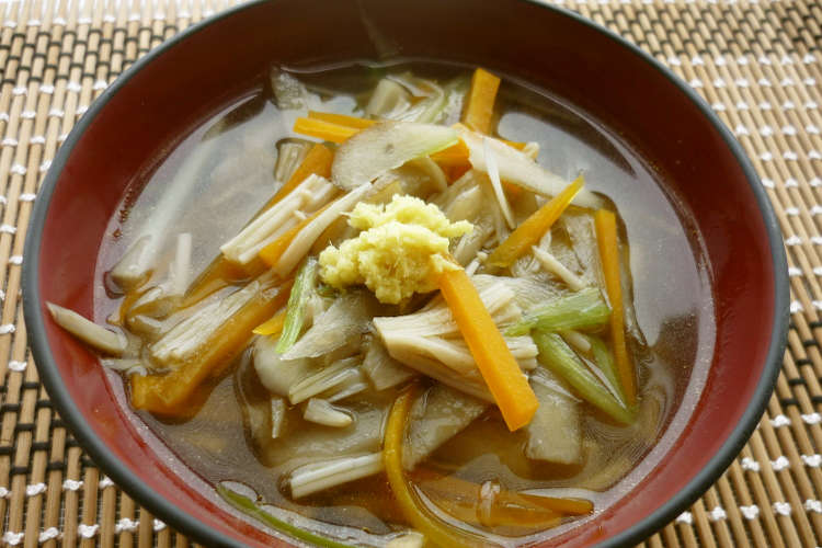 きのこと根菜の汁物 レシピ 作り方 By 所沢市 クックパッド 簡単おいしいみんなのレシピが375万品