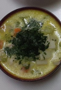 にんにくと野菜のミルクスープ