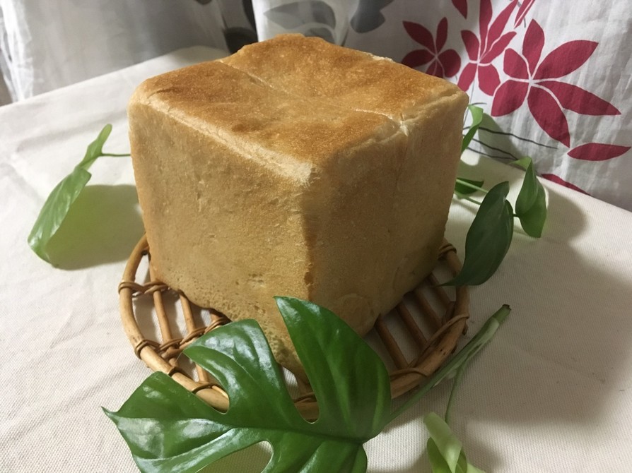 自家製酵母のパン：ミミまでおいしい角食の画像