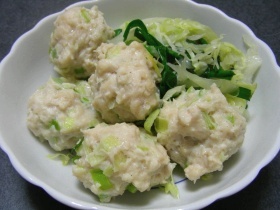 鶏団子の野菜蒸し