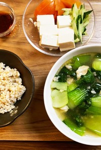 2日【夜】青梗菜と蟹スープ・豆腐サラダ　
