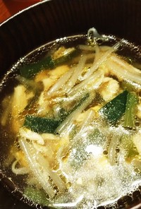 ☆減塩☆鶏肉入りニラモヤシ生姜スープ