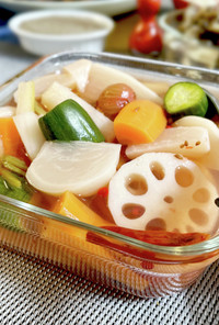 【ジッパー袋で簡単】彩り野菜のピクルス