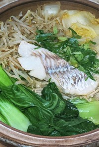 激辛チンゲン菜鱈鍋 269kcal