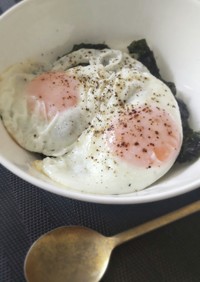 ズボラ飯♫韓国のりと卵の即席丼