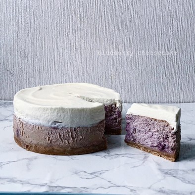 ブルーベリーチーズケーキの写真