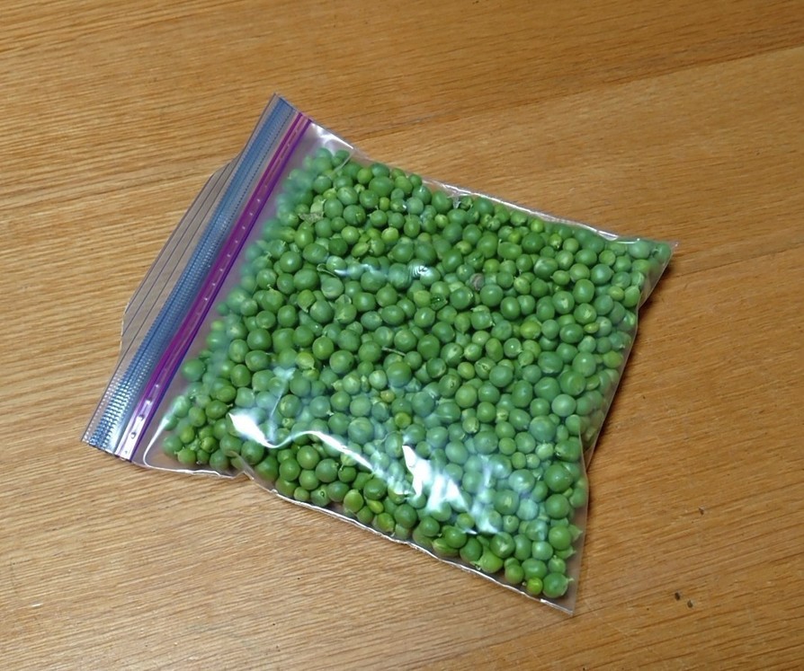 スナップエンドウの豆だけ冷凍保存