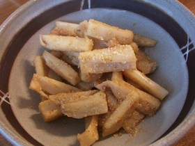 切り方一工夫!絶品❤レンコンのすりゴマ煮