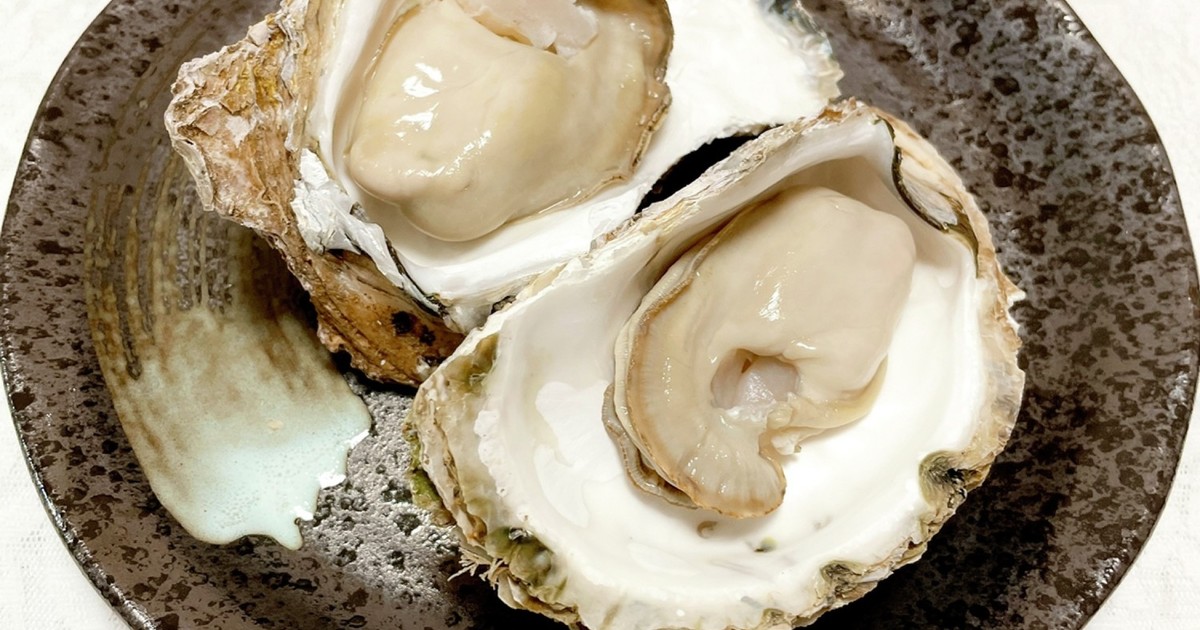 岩牡蠣のサッと湯通し 殻の開け方付き レシピ 作り方 By 及川真愛弥 クックパッド 簡単おいしいみんなのレシピが375万品
