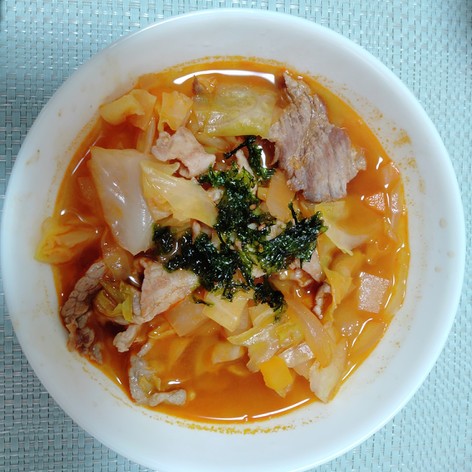 豚肉とたっぷり野菜キムチスープ