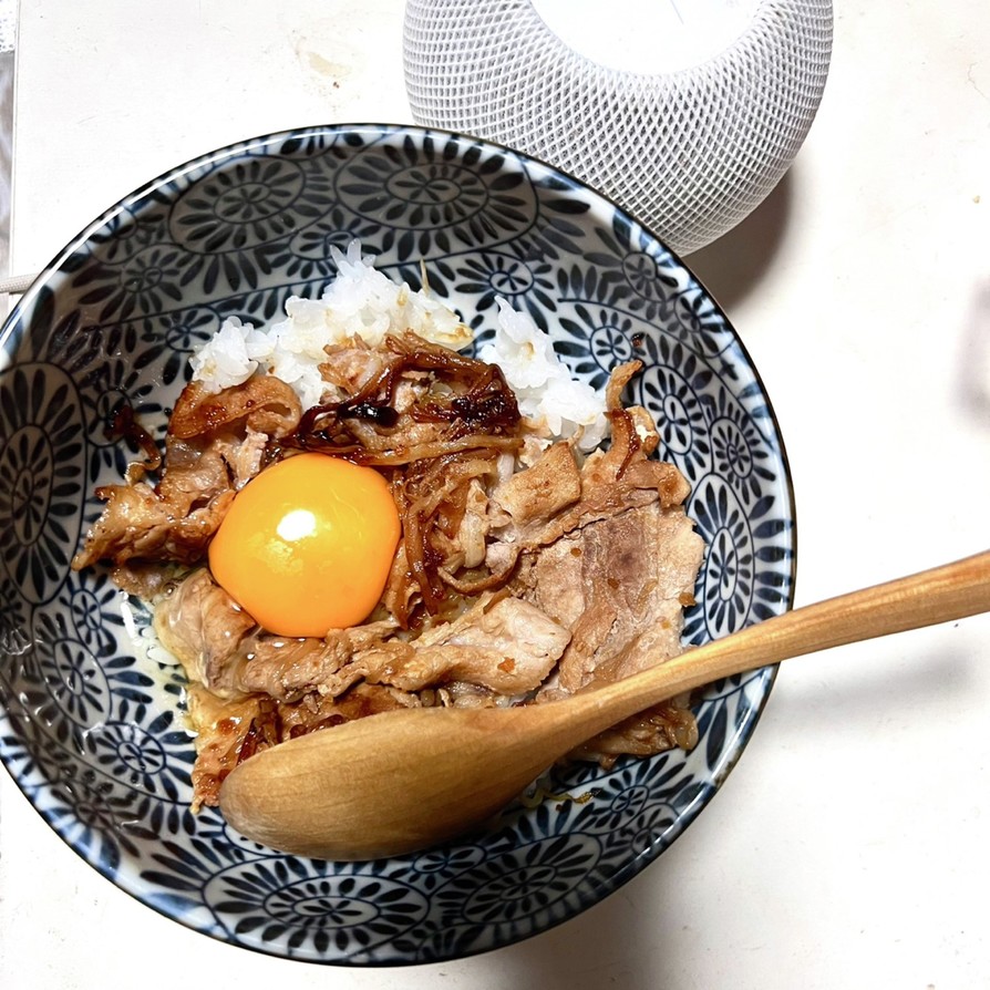 焼肉のたれでもやしとスタミナ丼♪の画像