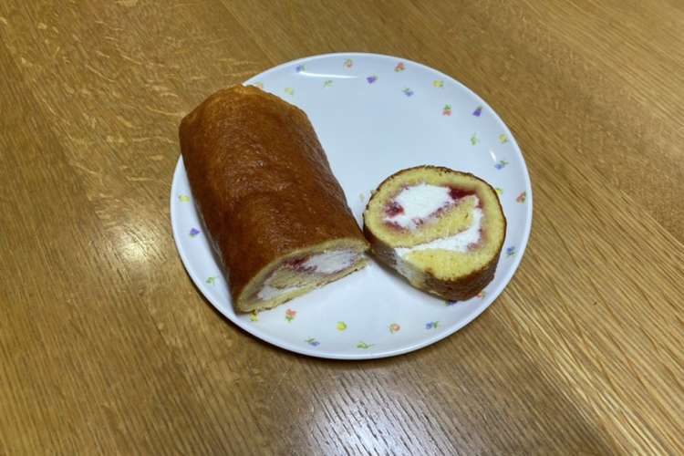 イチゴジャムで ロールケーキ 22 レシピ 作り方 By 柴山ぽちこ クックパッド 簡単おいしいみんなのレシピが371万品