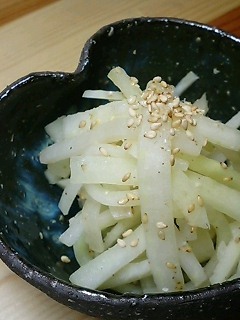 韓国料理：大根のナムルの画像