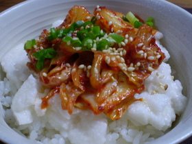 長芋、白菜キムチのっけ丼