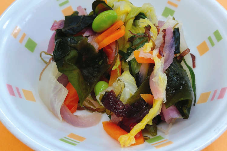 赤たまねぎの海藻サラダ 給食メニュー レシピ 作り方 By 三原市学校給食 クックパッド 簡単おいしいみんなのレシピが374万品