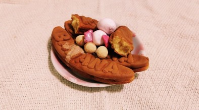 マシュマロ&黄粉大豆おんざバナナカステラの写真