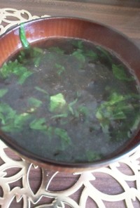 もずくスープ。水菜で中華風。