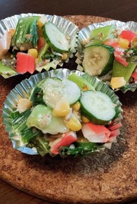 チンゲン菜とカニカマのマヨポン酢サラダ