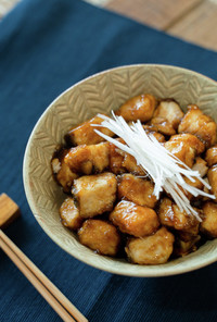 常備菜ならぬ常備魚！鯛コロの甘辛丼